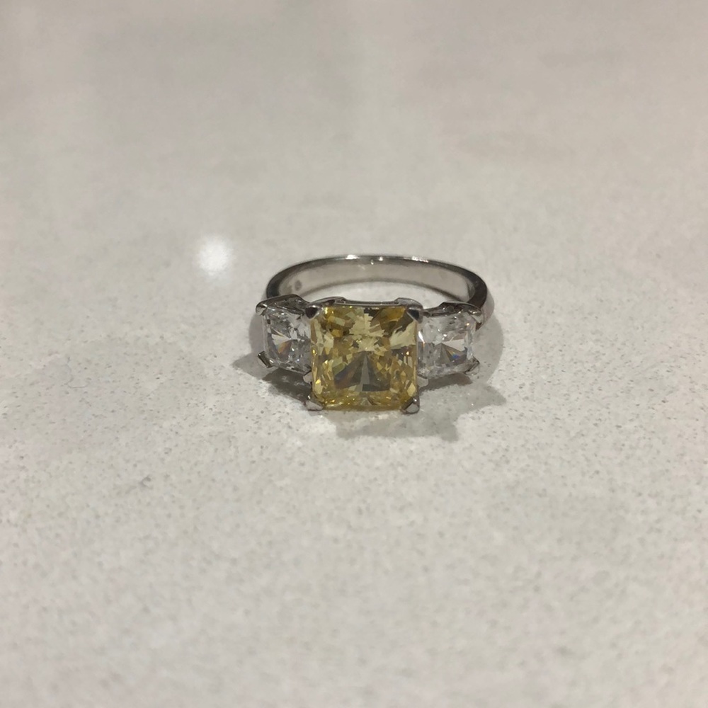 Nadir Cocktail Ring